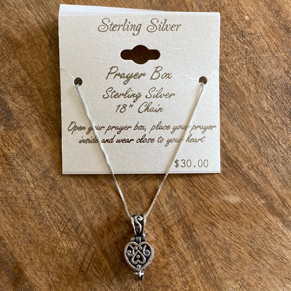 Jewelry - Sterling silver prayer box necklace